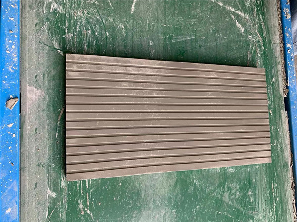 ��ǿ��ˮ�����ĭ���¸�����